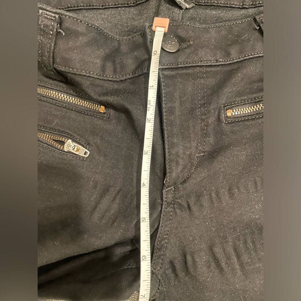BEBE Low Rise Skinny Jeans - Picture 6 of 11